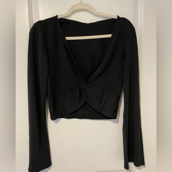 Fabletics Bell sleeve top - Picture 1 of 1